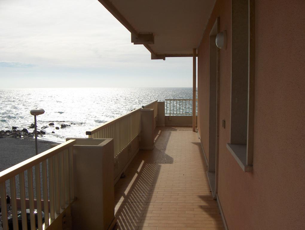 Appartamento Giardino Ventimiglia Exterior foto